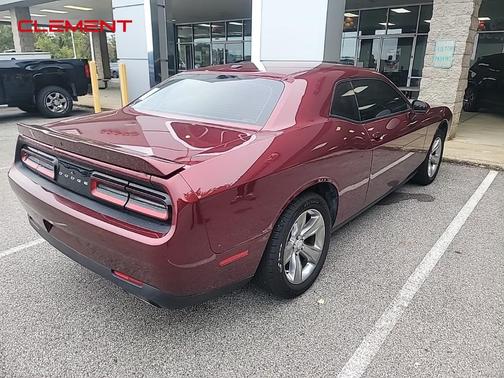 2022 Dodge Challenger SXT