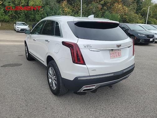 2022 Cadillac XT5 Premium Luxury