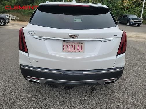 2022 Cadillac XT5 Premium Luxury