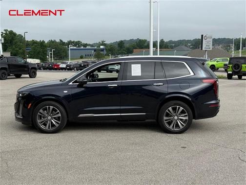 2022 Cadillac XT6 Premium Luxury AWD