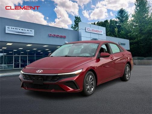 2024 Hyundai ELANTRA SEL