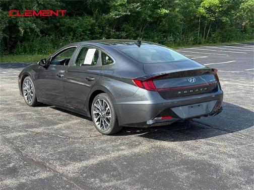 2022 Hyundai SONATA Limited