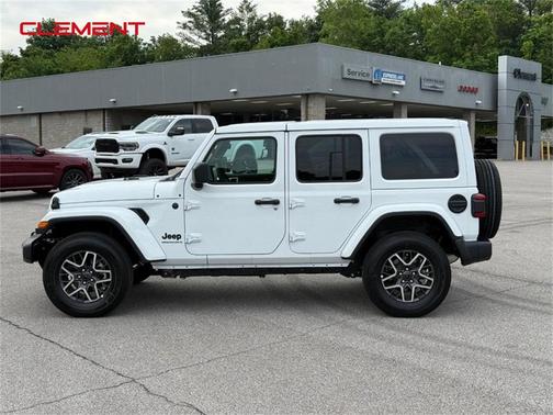 2025 Jeep Wrangler Sahara