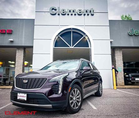 2022 Cadillac XT4 Premium Luxury