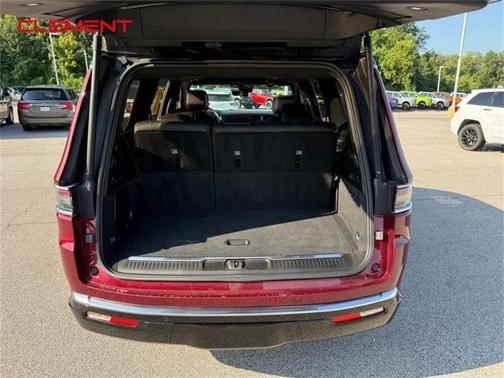 2022 Jeep Grand Wagoneer Series III