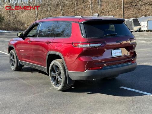 2025 Jeep Grand Cherokee L Laredo