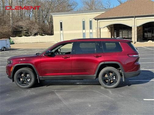 2025 Jeep Grand Cherokee L Laredo