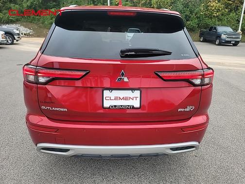 2024 Mitsubishi Outlander PHEV SEL