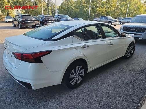 2022 Nissan Altima 2.5 S