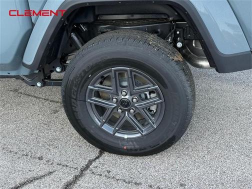 2025 Jeep Gladiator Sport