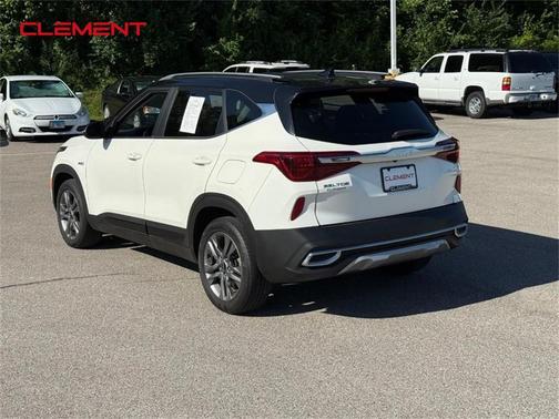 2022 Kia Seltos S
