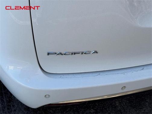 2021 Chrysler Pacifica Touring
