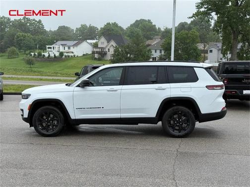 2025 Jeep Grand Cherokee L Laredo