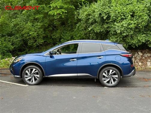 2022 Nissan Murano SL