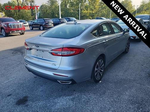 2020 Ford Fusion SE