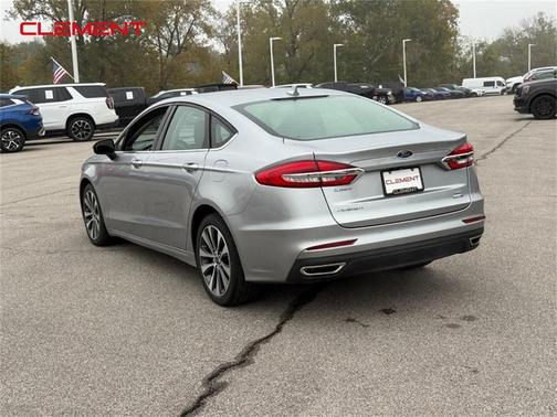 2020 Ford Fusion SE