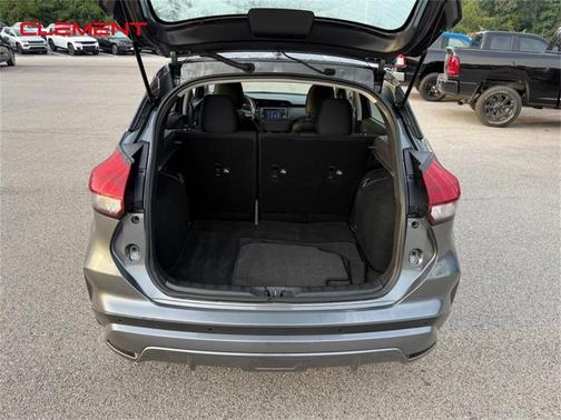2022 Nissan Kicks S