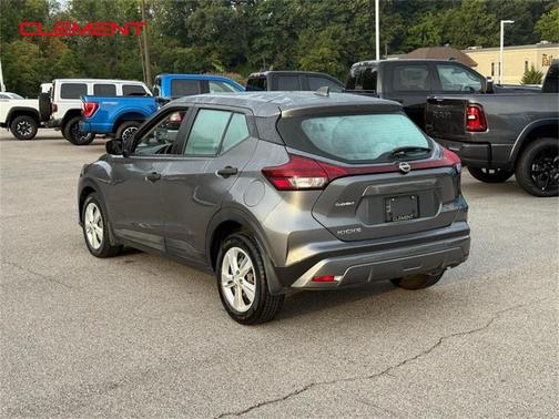 2022 Nissan Kicks S