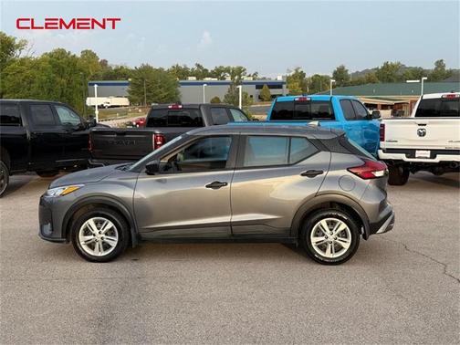 2022 Nissan Kicks S
