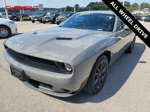 2023 Dodge Challenger SXT