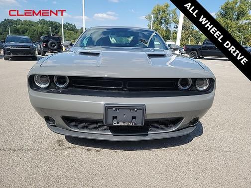 2023 Dodge Challenger SXT