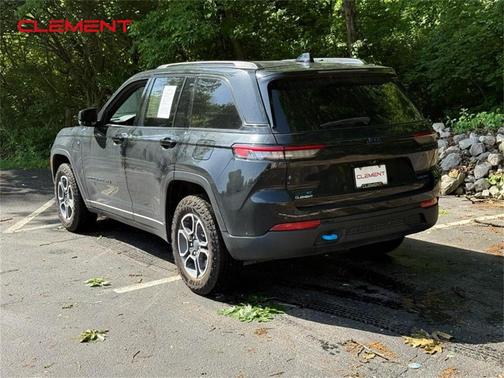 2023 Jeep Grand Cherokee 4xe Trailhawk