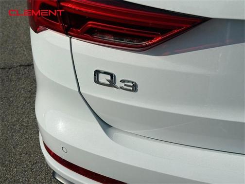 2022 Audi Q3 45 S line Premium