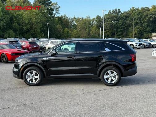 2023 Kia Sorento LX