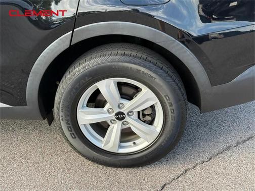 2023 Kia Sorento LX