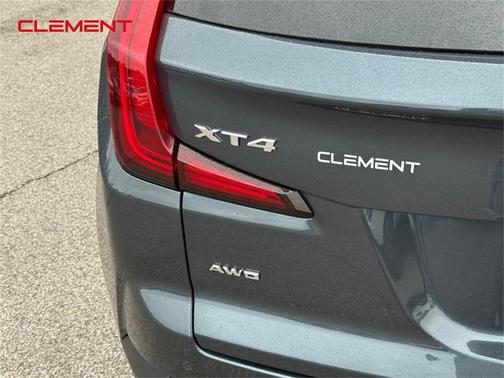 2020 Cadillac XT4 Premium Luxury