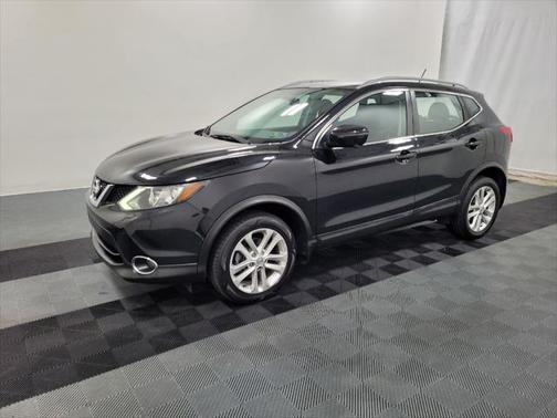 2017 Nissan Rogue Sport SV