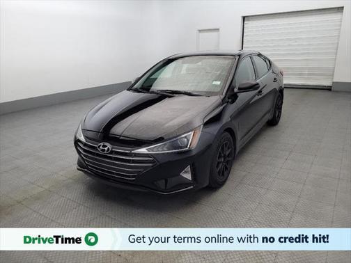 2019 Hyundai ELANTRA SE