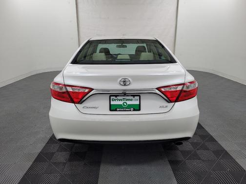 2016 Toyota Camry XLE