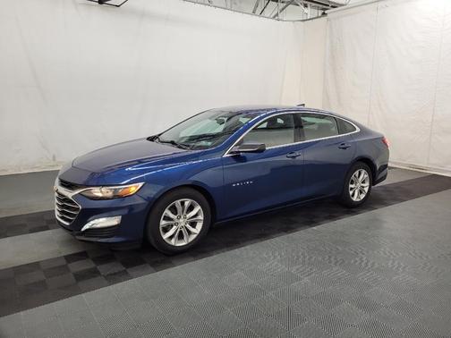 Blue 2019 Chevrolet Malibu LT