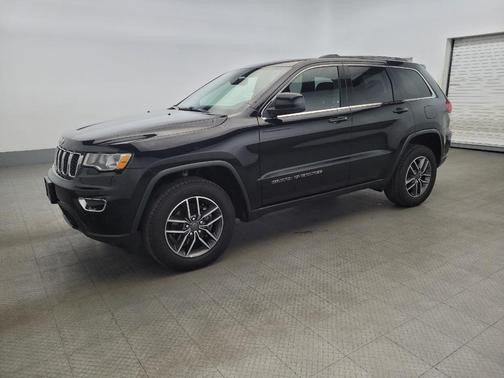 2019 Jeep Grand Cherokee Laredo