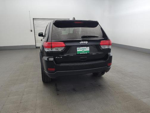 2019 Jeep Grand Cherokee Laredo