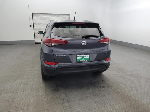 2017 Hyundai TUCSON SE