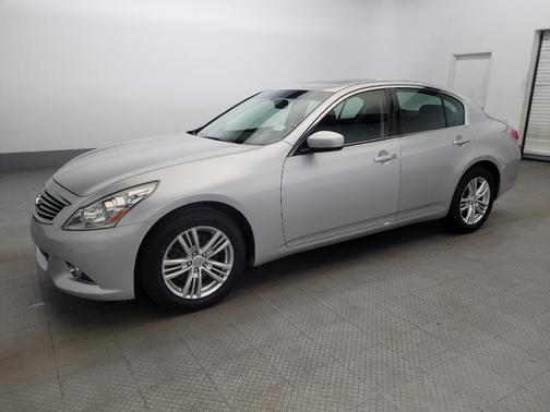 2013 INFINITI G37x Base