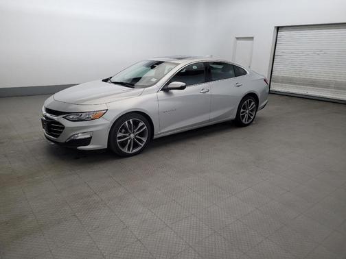 Silver Ice Metallic 2020 Chevrolet Malibu Premier