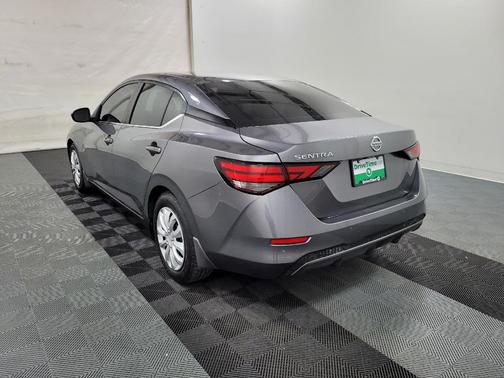 Gun Metallic 2021 Nissan Sentra S