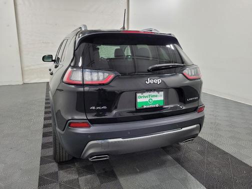 Diamond Black Crystal Pearlcoat 2019 Jeep Cherokee Limited