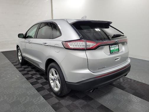 2018 Ford Edge SE