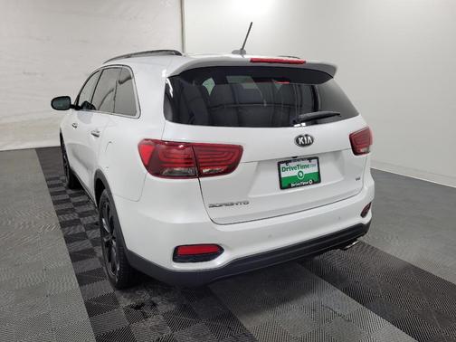 2020 Kia Sorento S