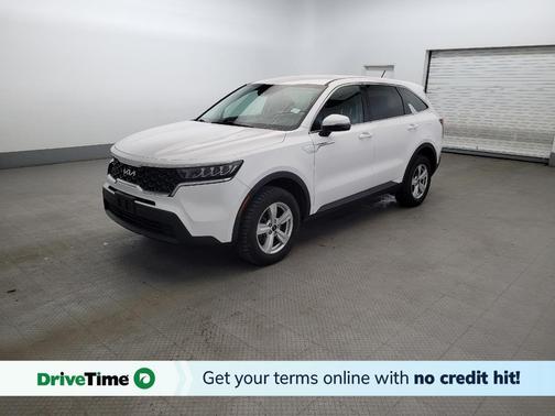 Glacial White Pearl 2022 Kia Sorento LX