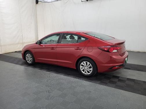Scarlet Red Pearl 2020 Hyundai ELANTRA SE