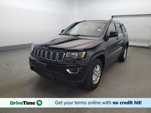 Diamond Black Crystal Pearlcoat 2019 Jeep Grand Cherokee Laredo