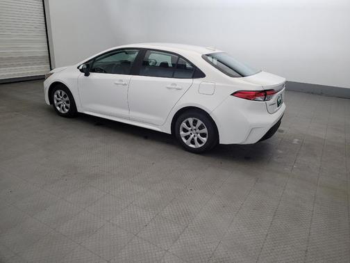 Ice Cap 2024 Toyota Corolla LE