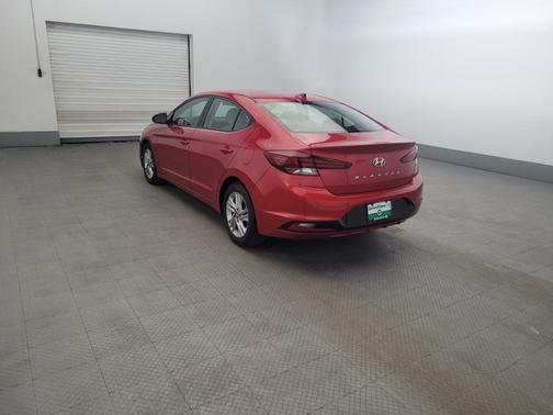 Red 2020 Hyundai ELANTRA SEL