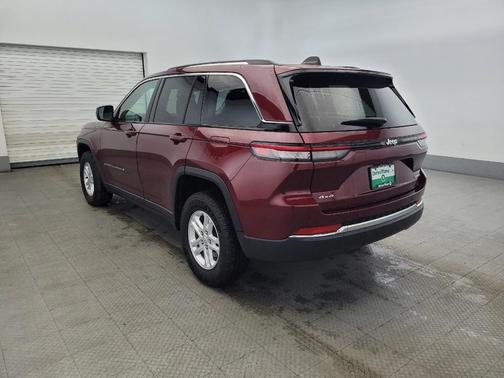 Velvet Red Pearlcoat 2023 Jeep Grand Cherokee Laredo