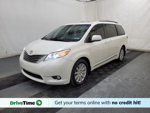 2017 Toyota Sienna XLE